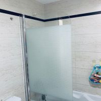 Mamparas y espejos de baño